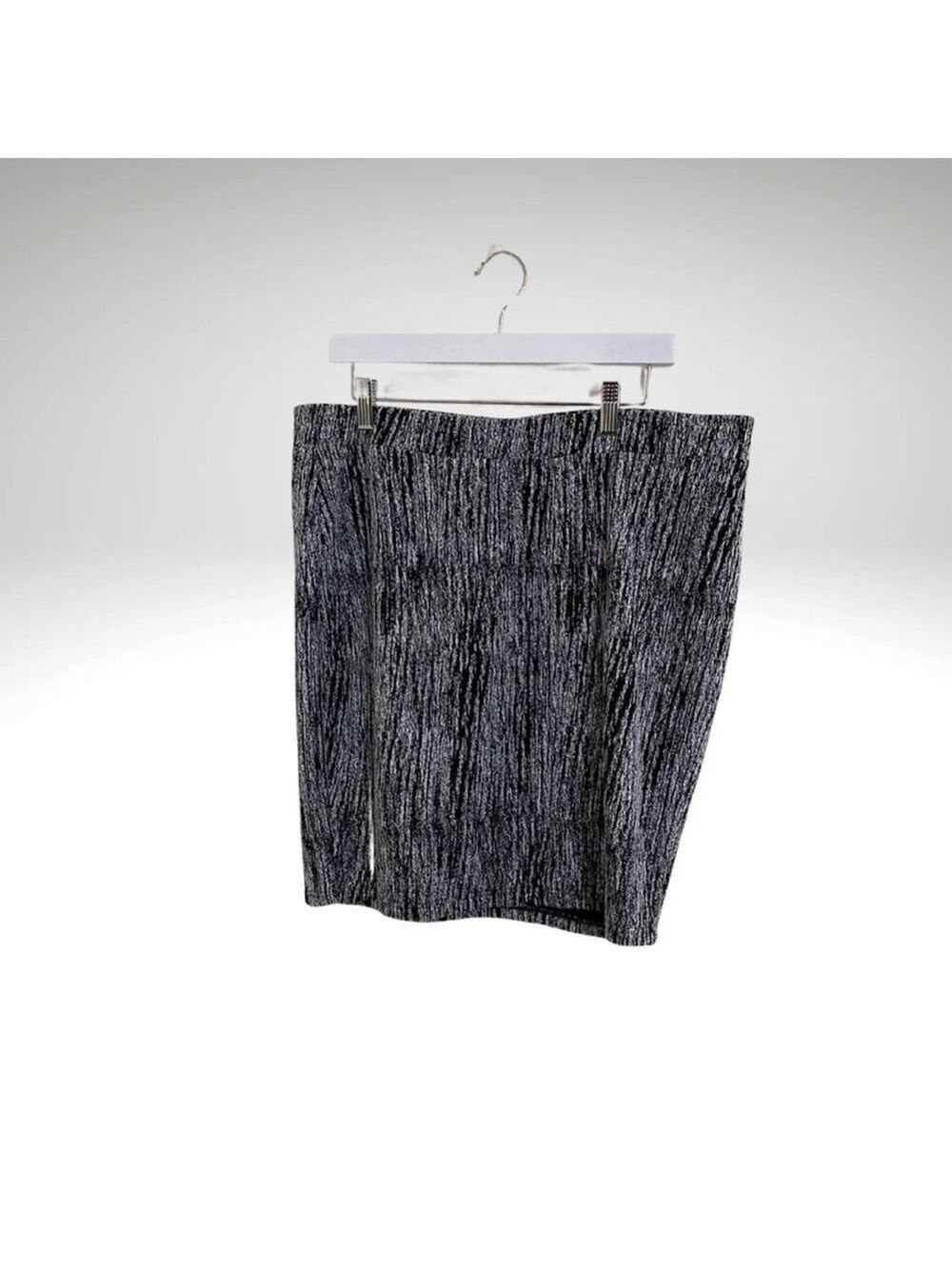 Junarose Mixed Gray Knee Length Skirt NWT